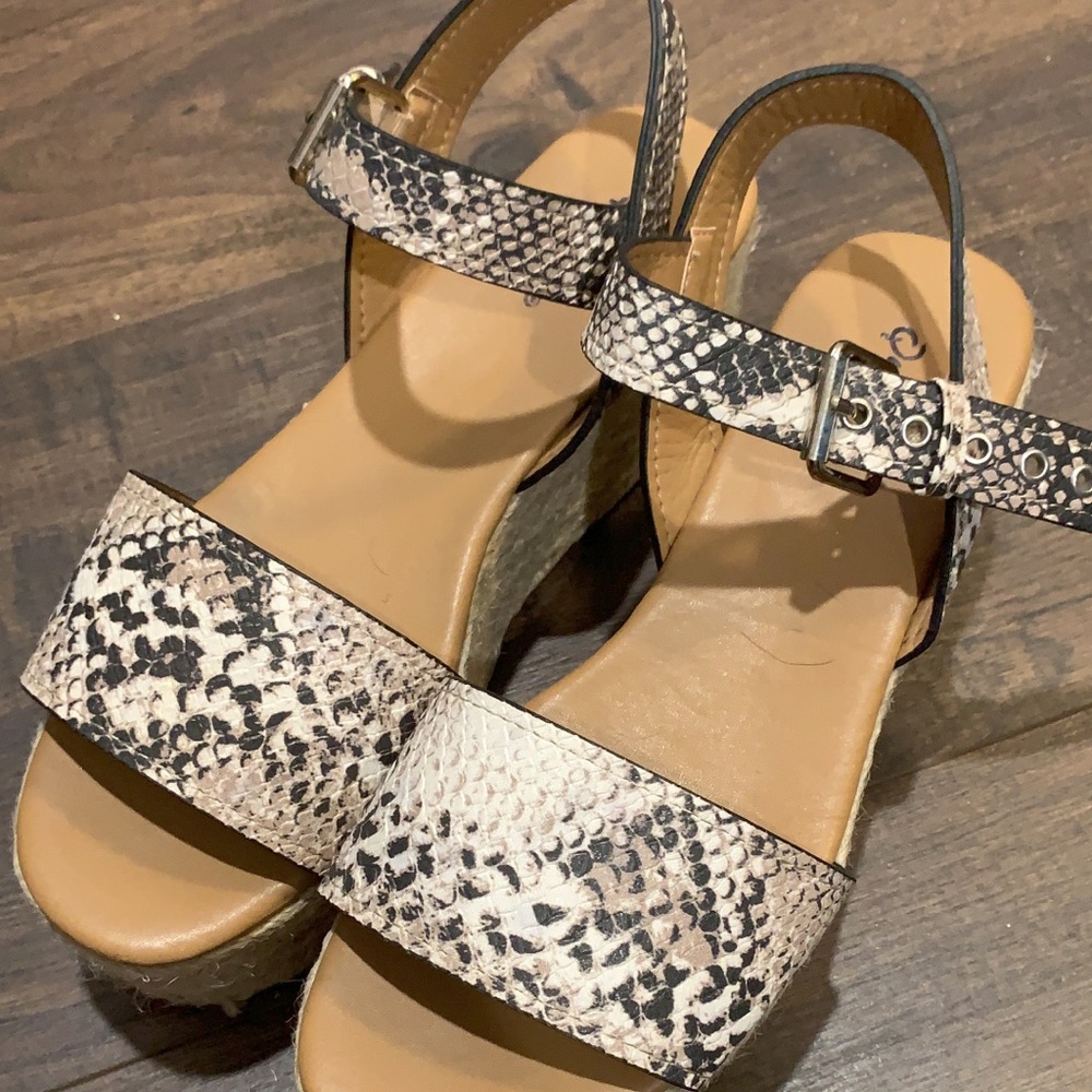 Qupid shoes, brand new